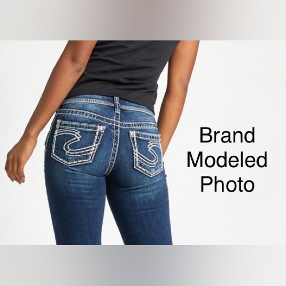 Silver Suki Women’s Dark Wash Mid-Rise Bootcut Jeans Sz 28/32 - Picture 6 of 9